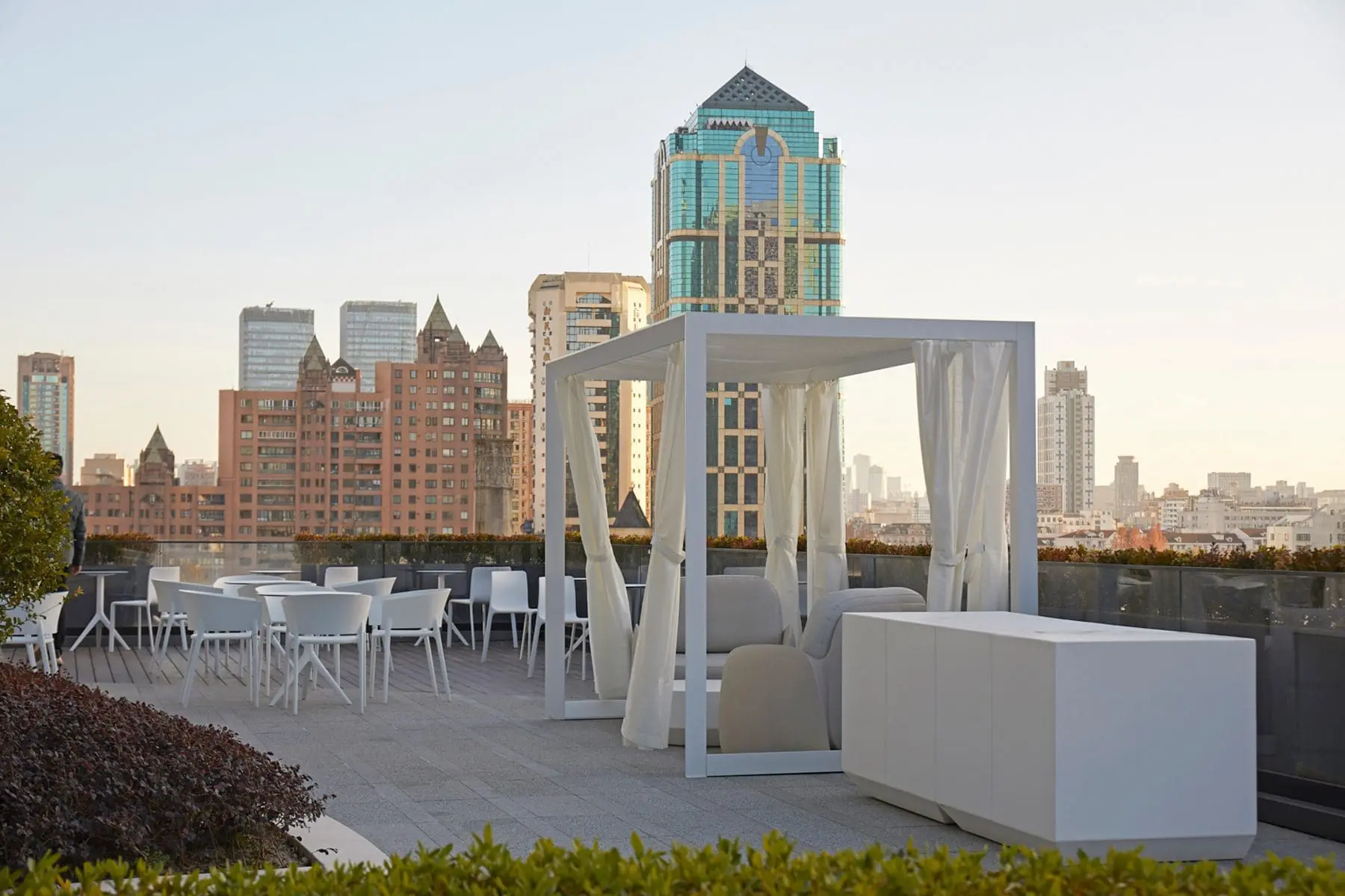 Oficinas Dior Shanghai | Muebles de Diseño | Vondom