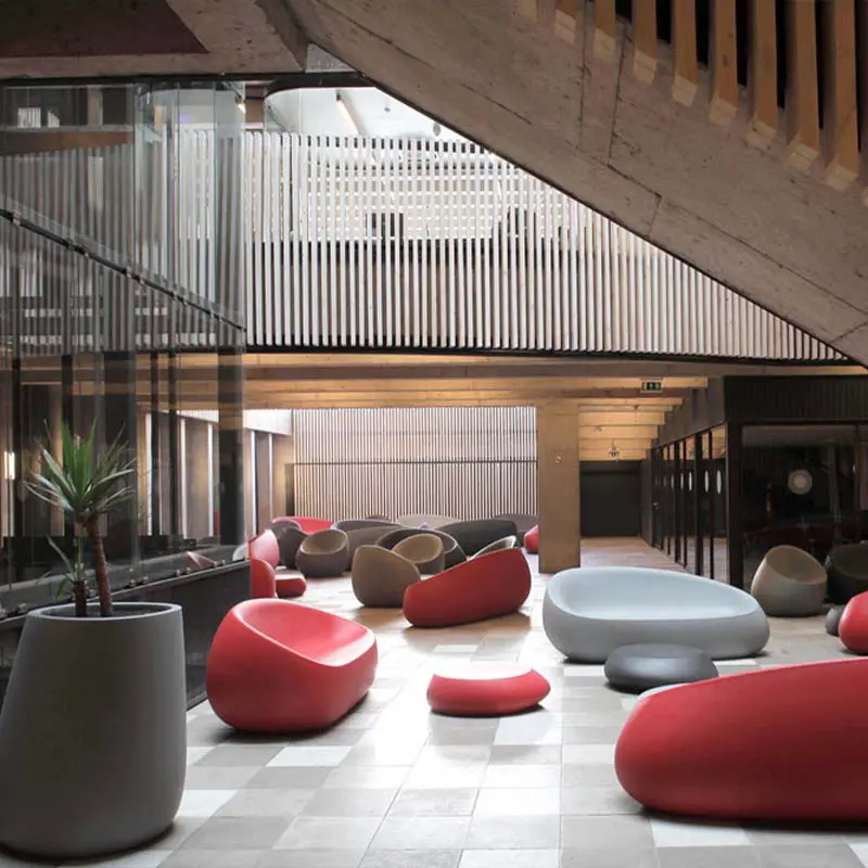 Diego Portales Univertsity | Rest Furniture | Vondom