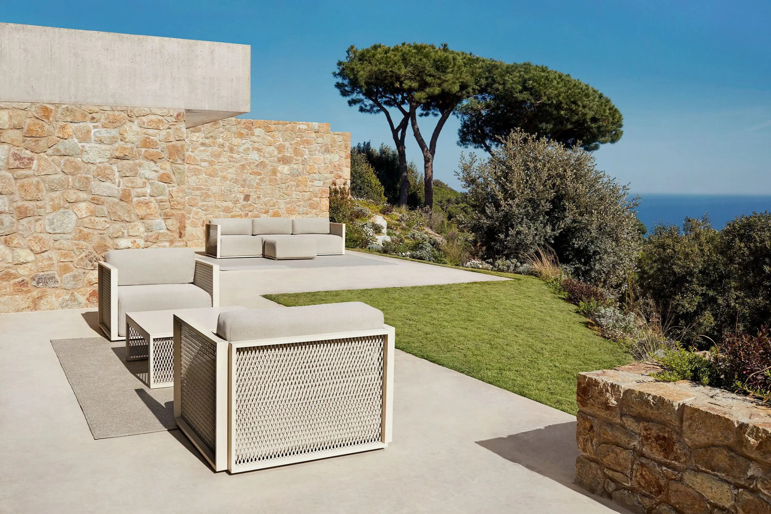 The Factory Collection | Aluminium Furniture | Vondom