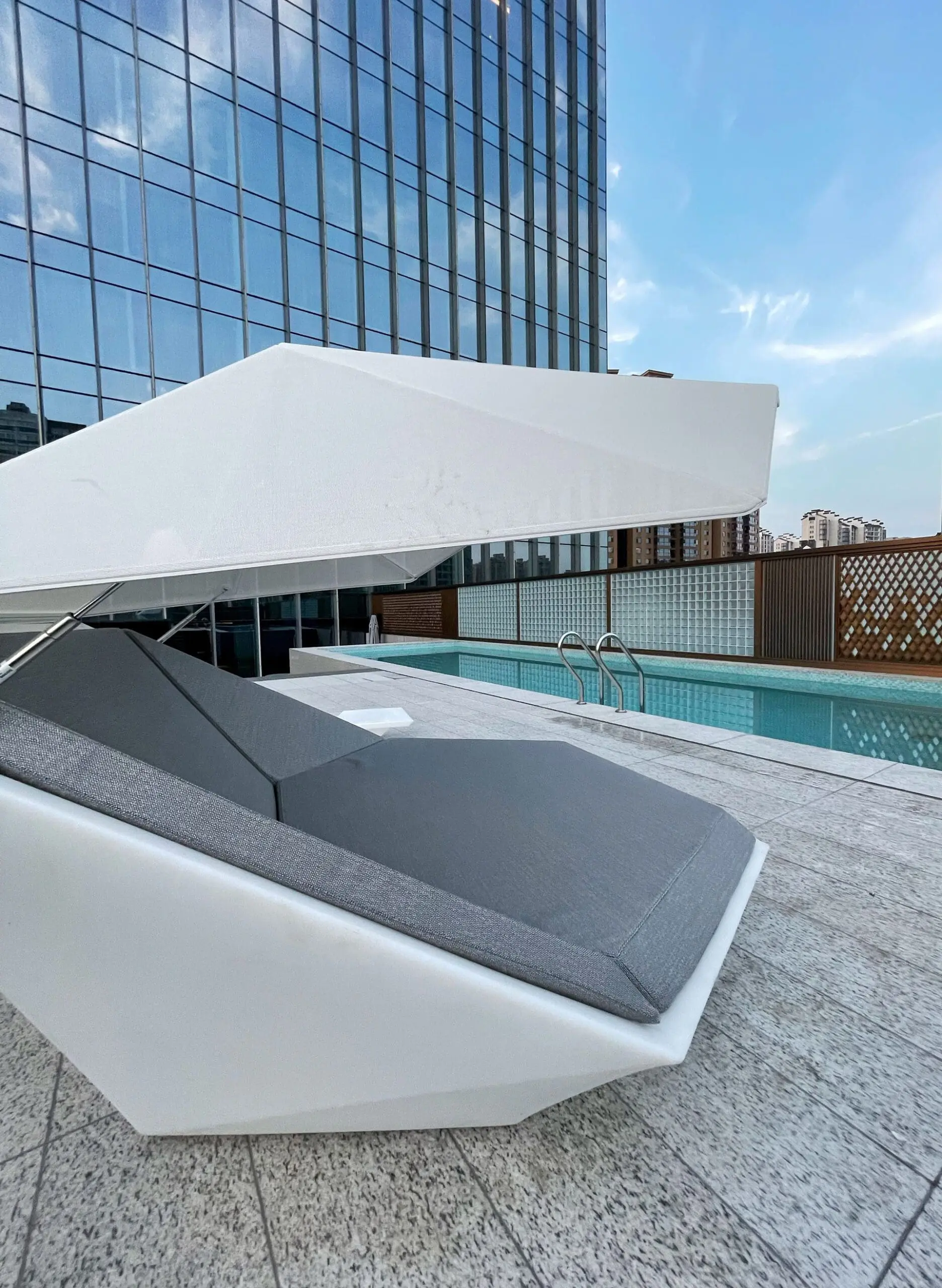 vondom-outdoor-funiture-W-hotel-changsha (7)