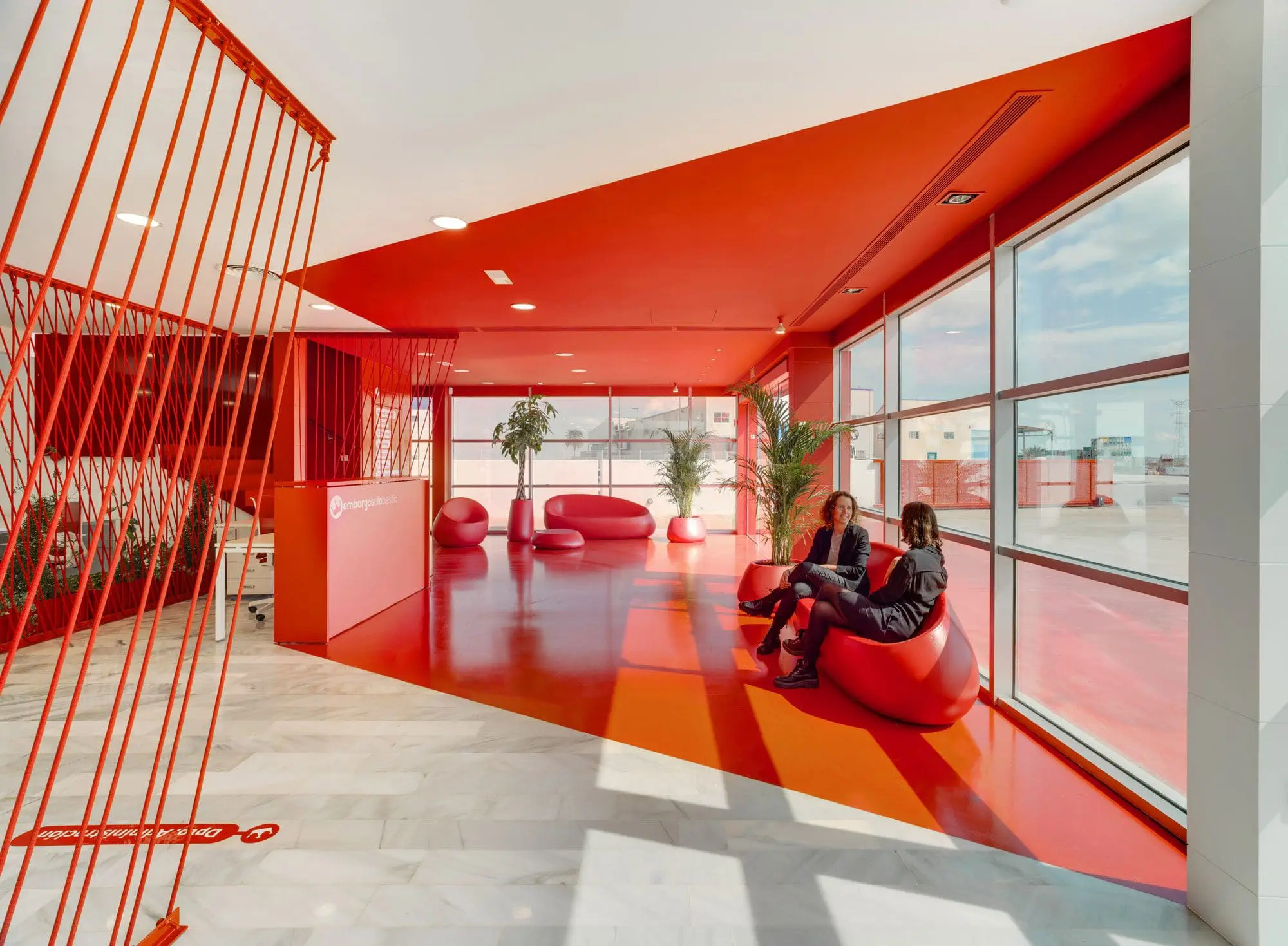 vondom-muebles-para-oficina-sofas-macetas-stones-embargos-a-lo-bestia (2)