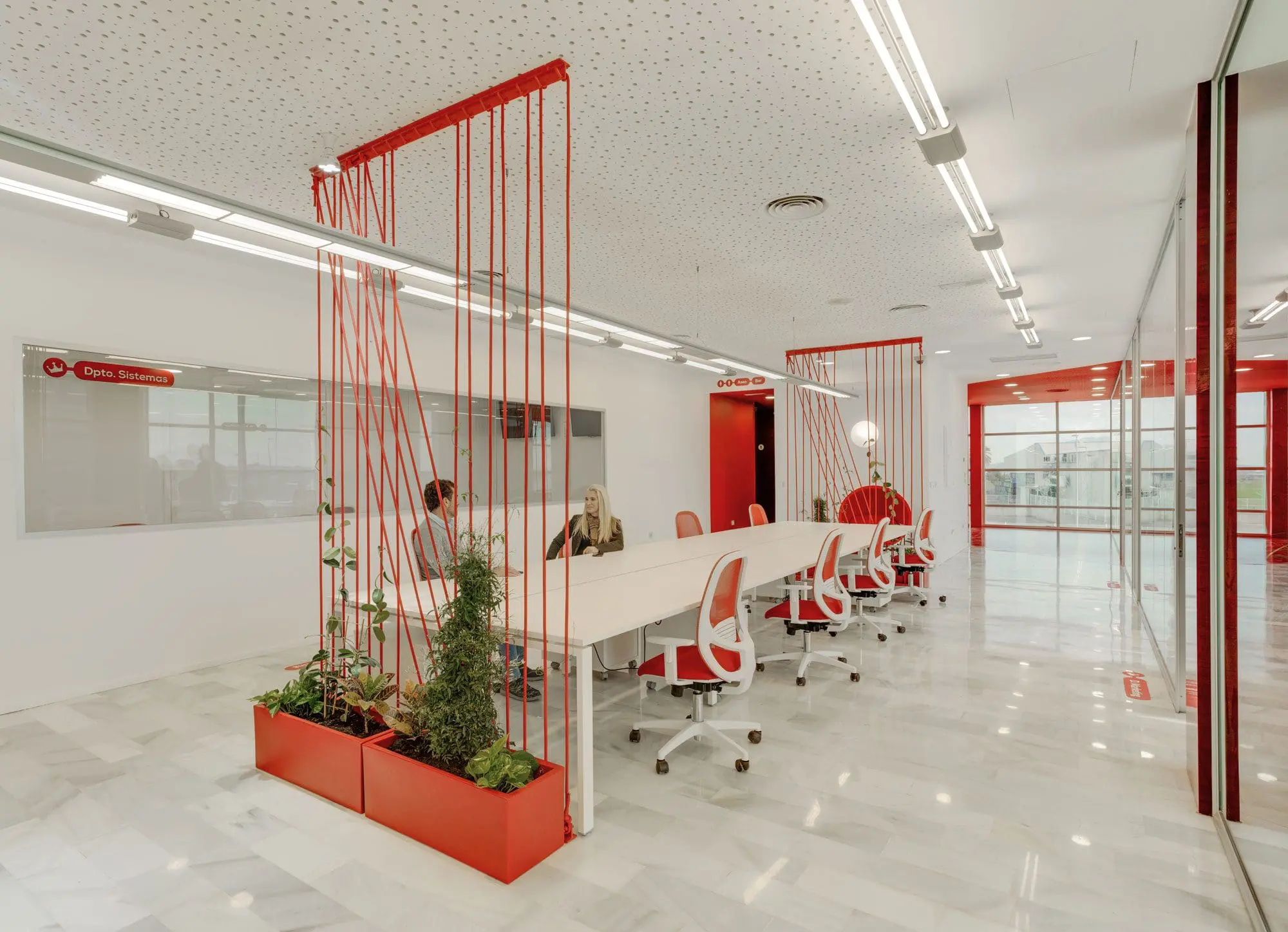 vondom-muebles-para-oficina-sofas-macetas-stones-embargos-a-lo-bestia (8)