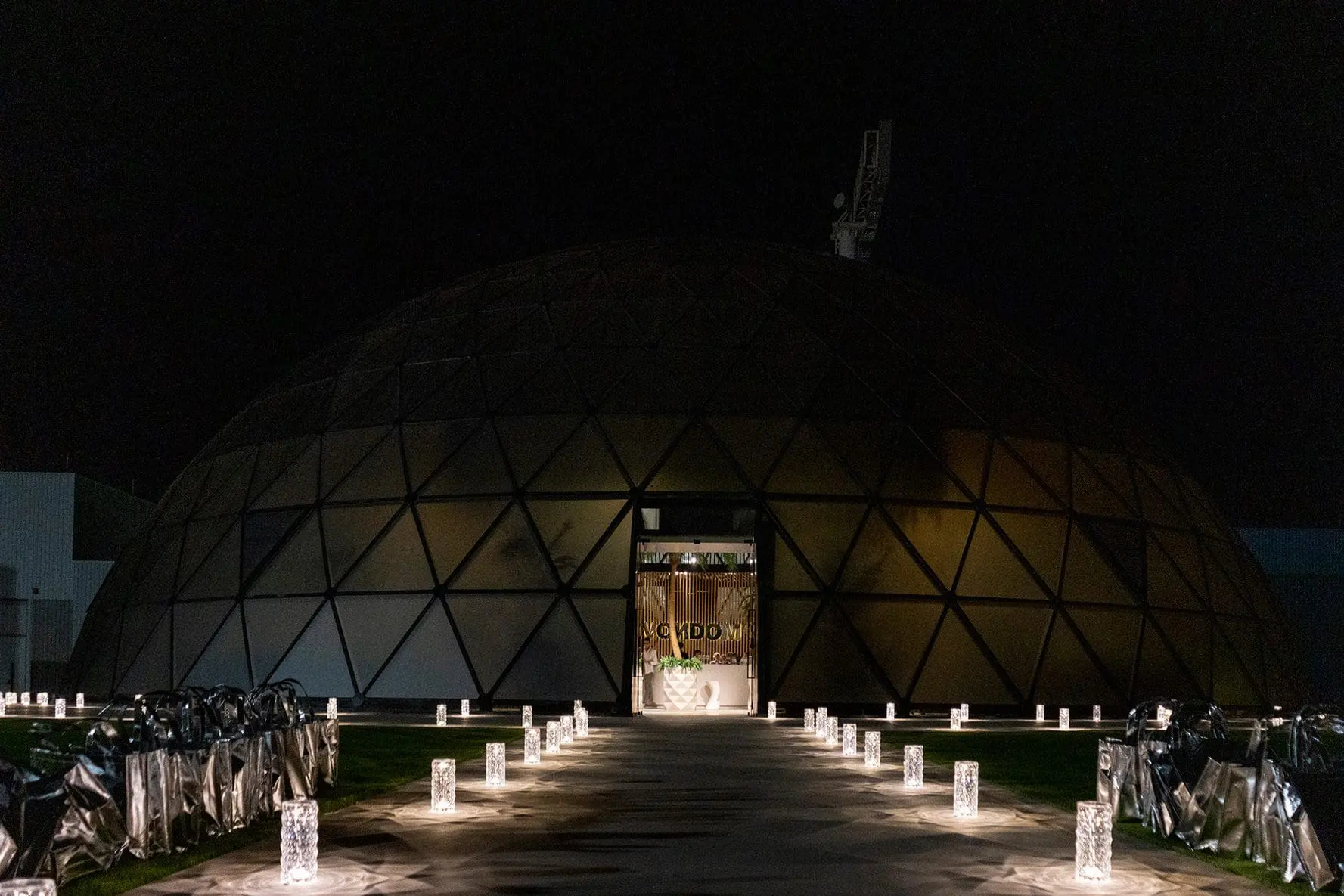 Vondom Marquis by JM Ferrero Estudi{H}ac en la rueda de prensa de diseño