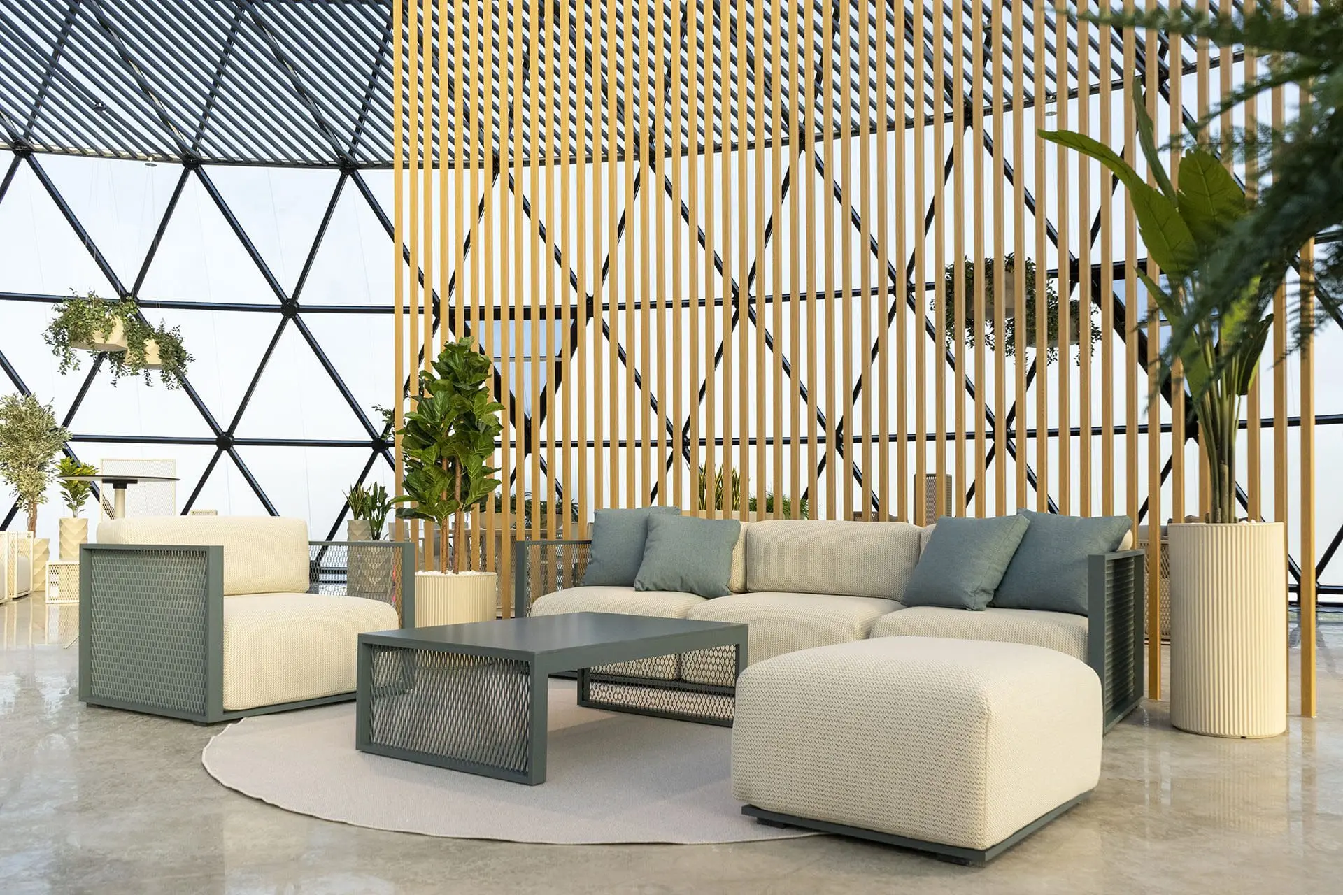 Vondom new showroom | A dome design