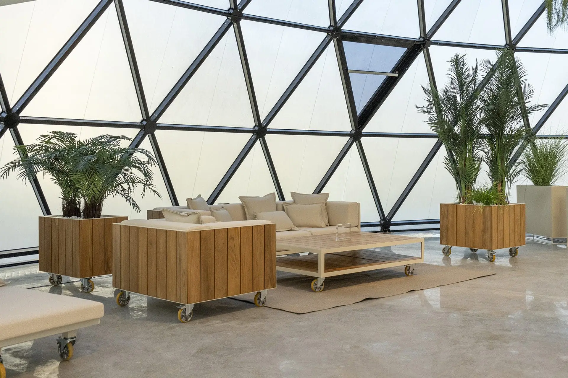 Vondom new showroom | A dome design