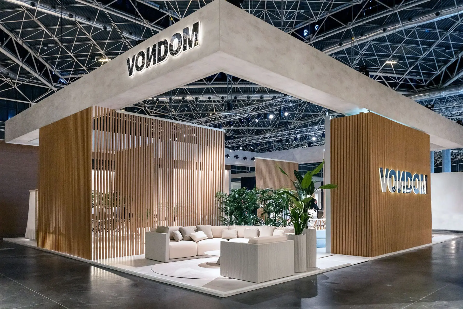Vondom Stand Feria Hábitat 2022
