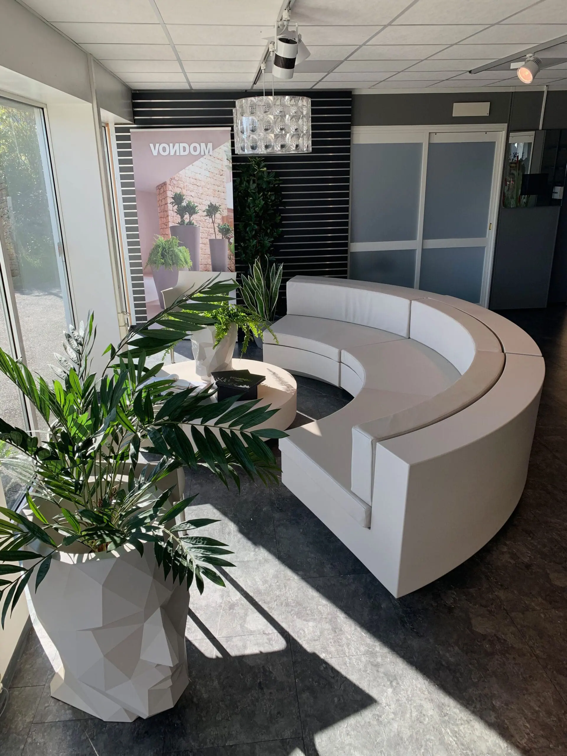 espacios-vondom-butikk-service-noruega-2