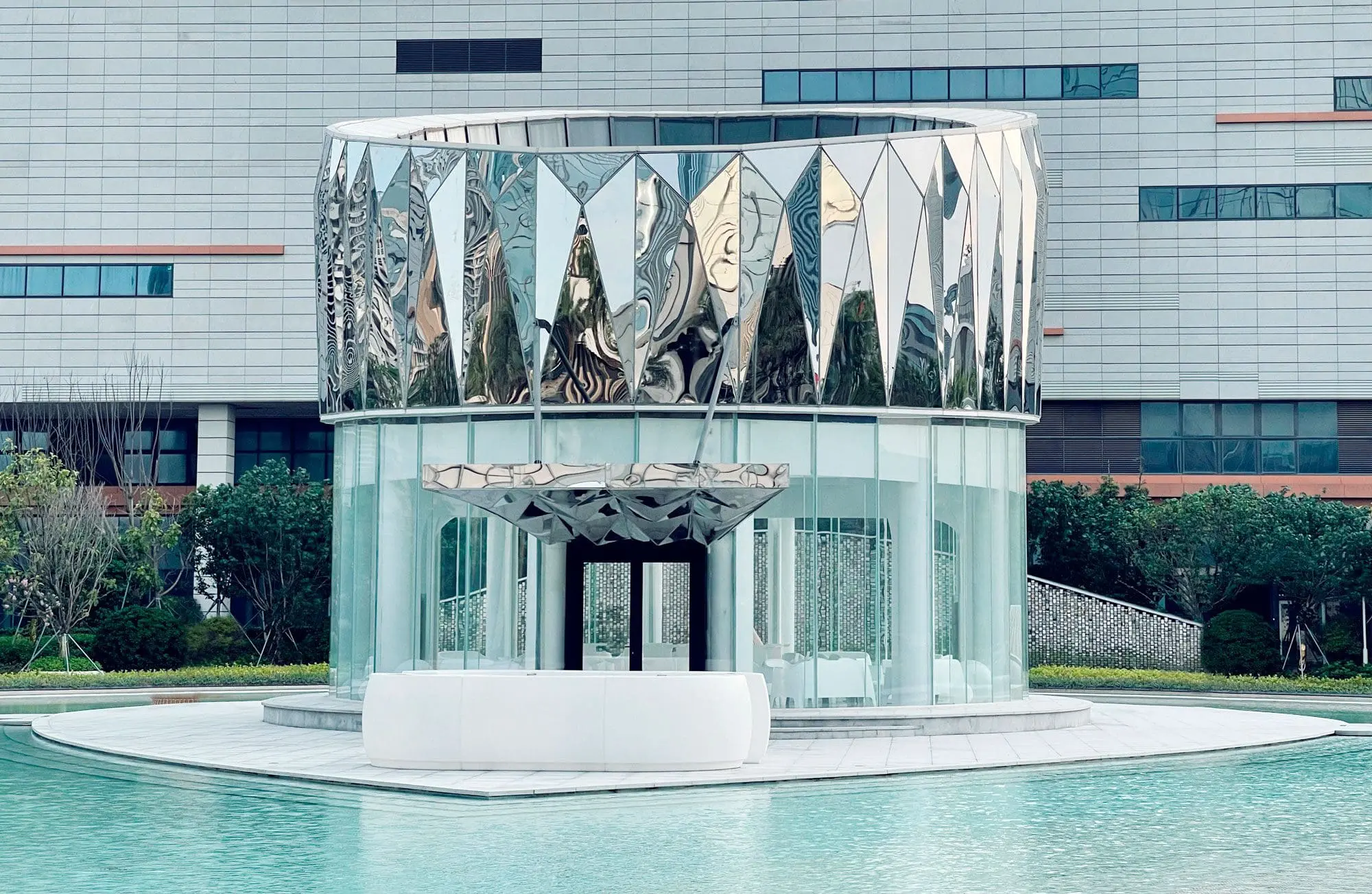 vondom-avant-garde-Fuzhou-Marriott-Hotel-Riverside-5