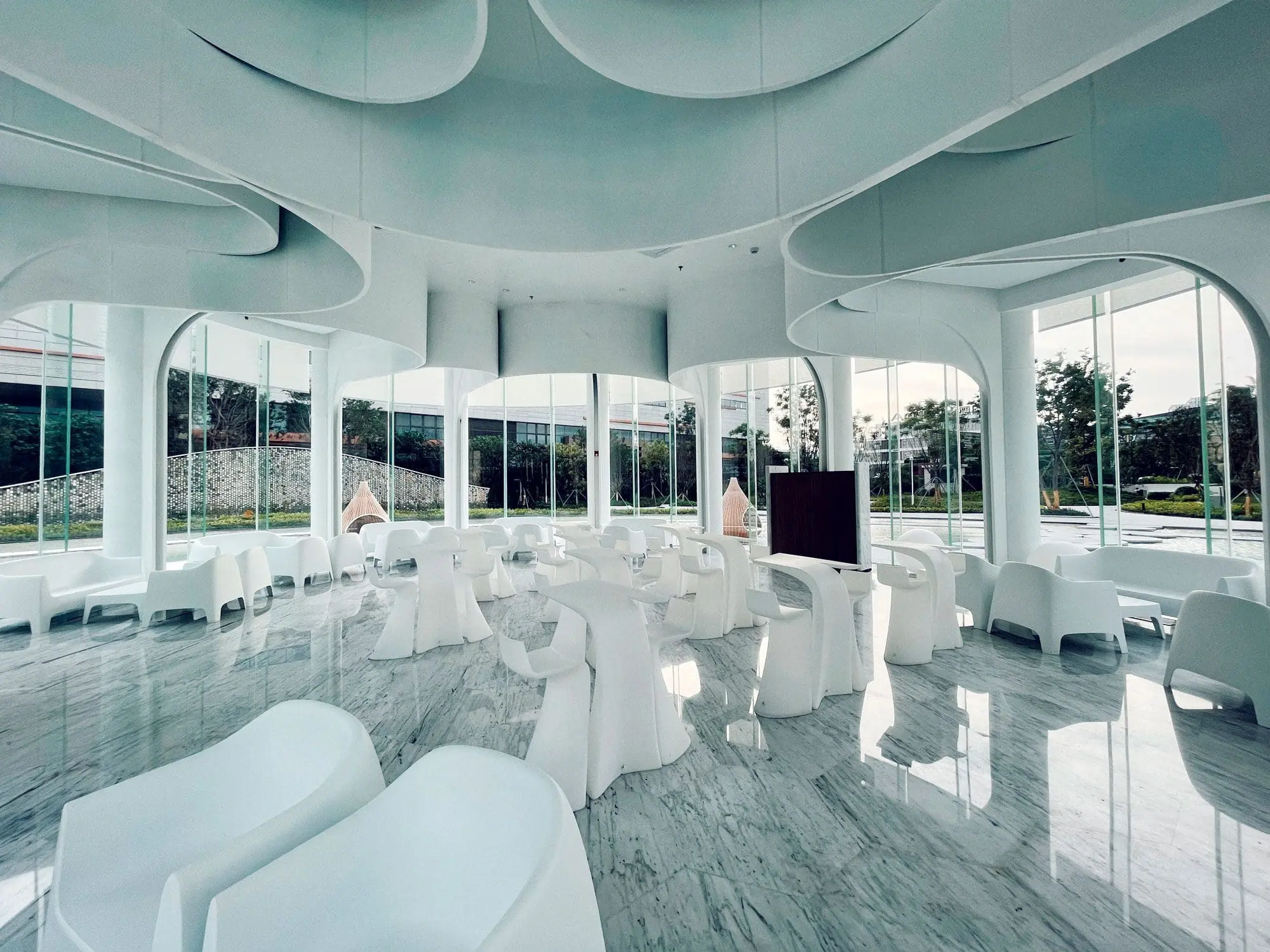 vondom-diseño-vanguardista-Fuzhou-Marriott-Hotel-Riverside