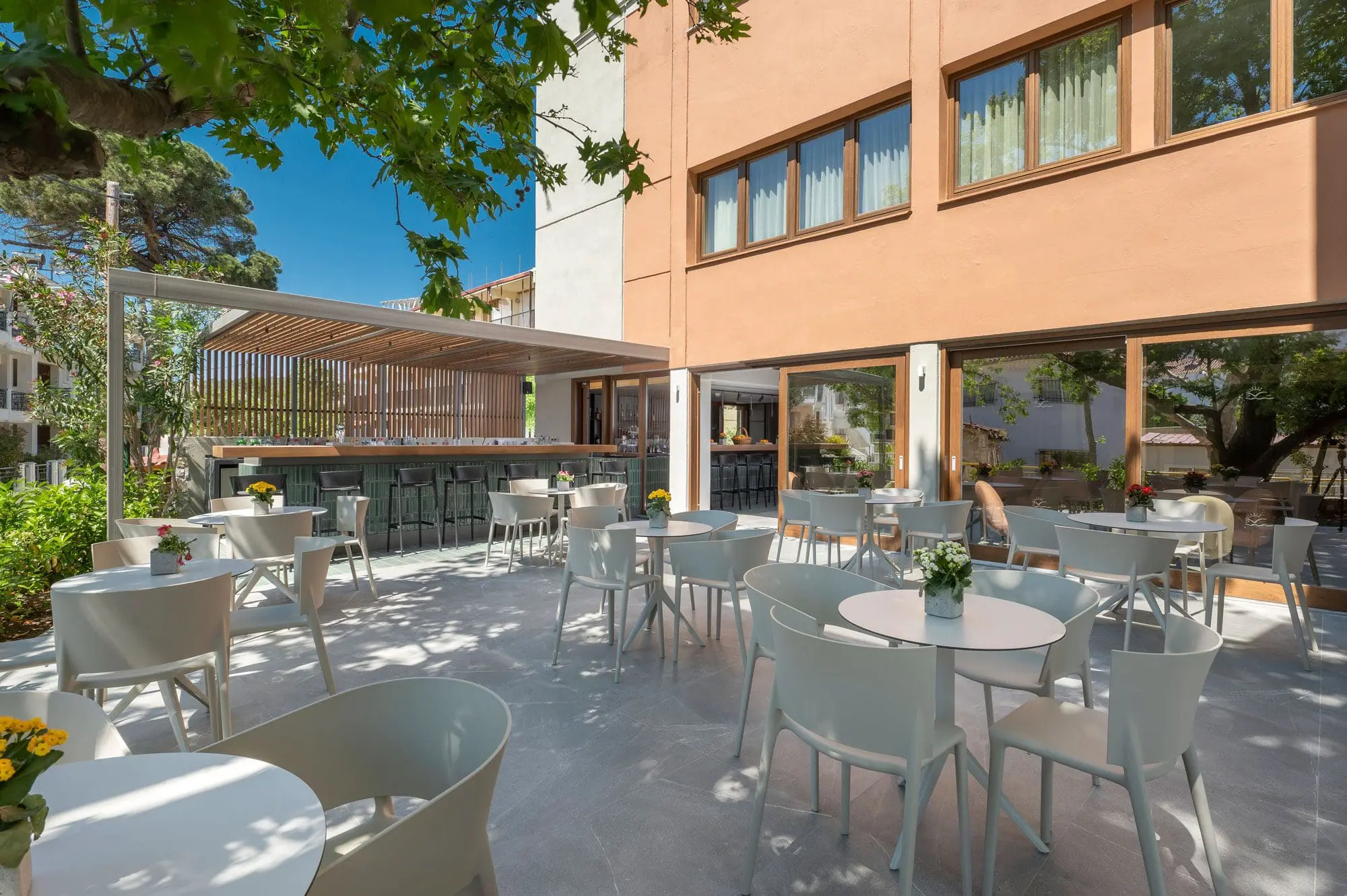 vondom-mobiliario--contract-de-diseño-hotel-alkyon-4