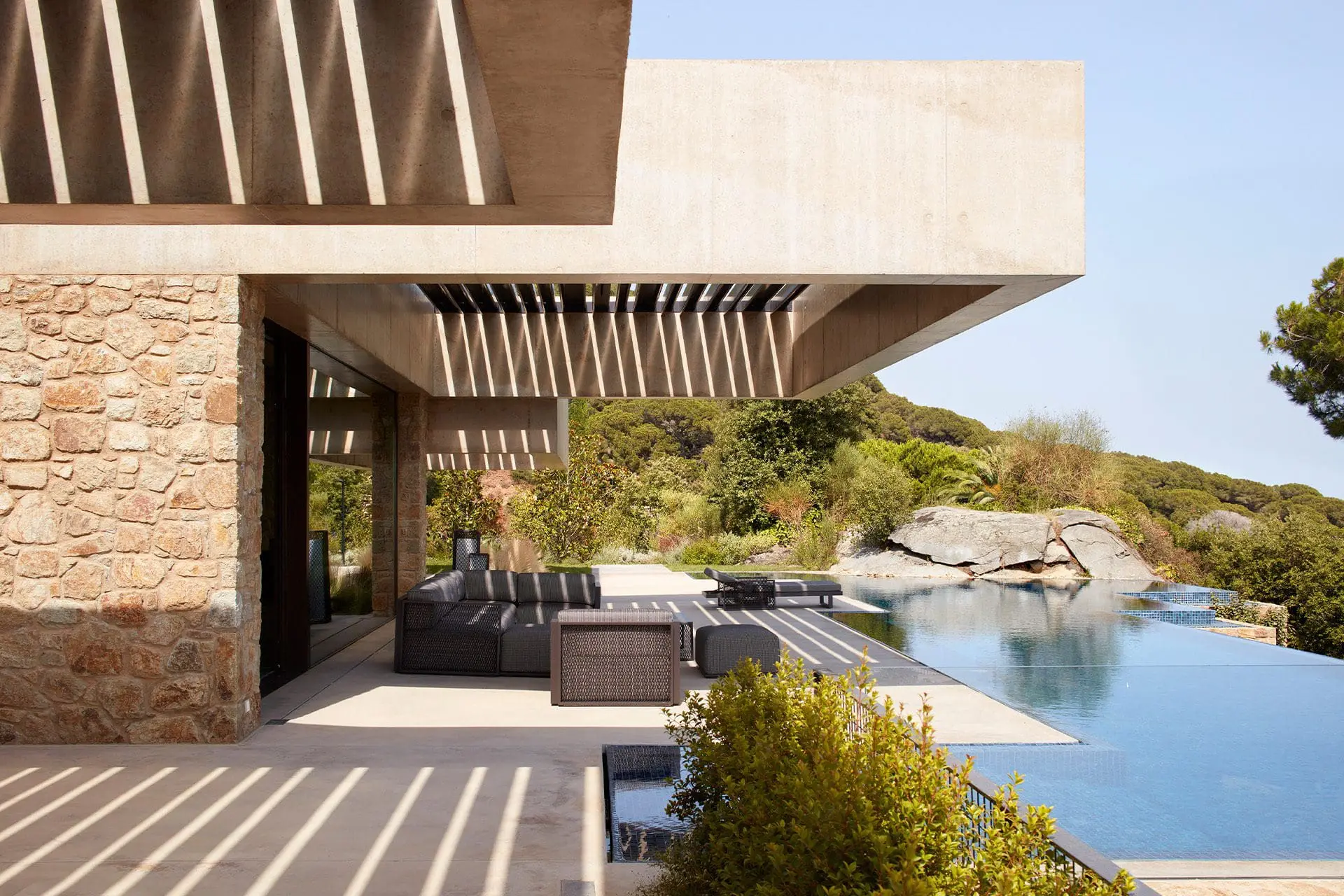 Casa La Roca | Mobiliario de aluminio | Vondom