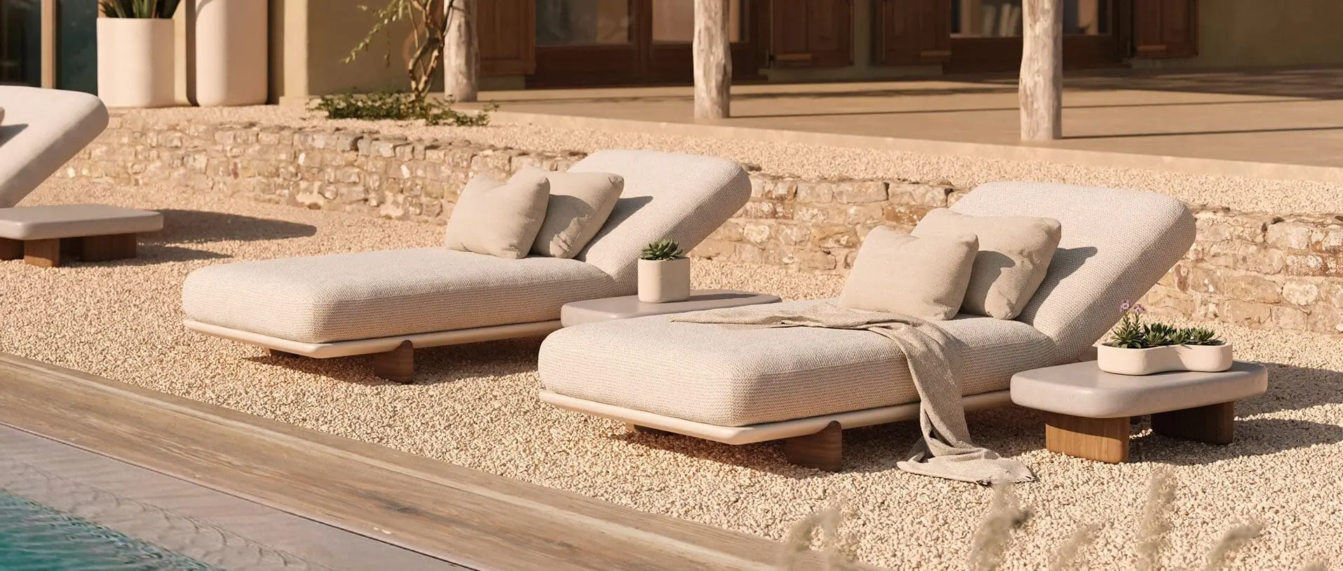 Tumbonas de diseño para terrazas exteriores