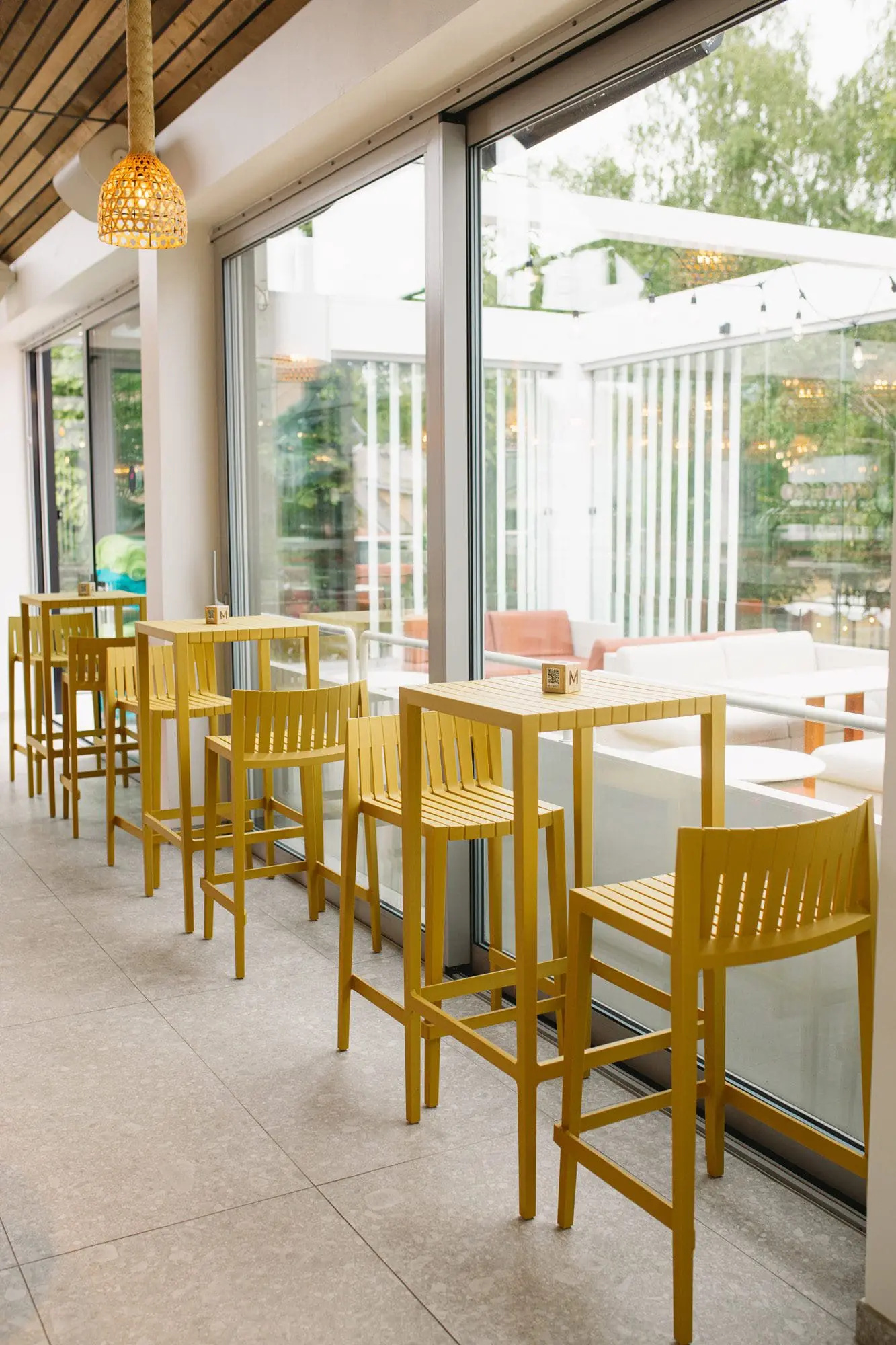 vondom-muebles-contract-miami-lounge-9