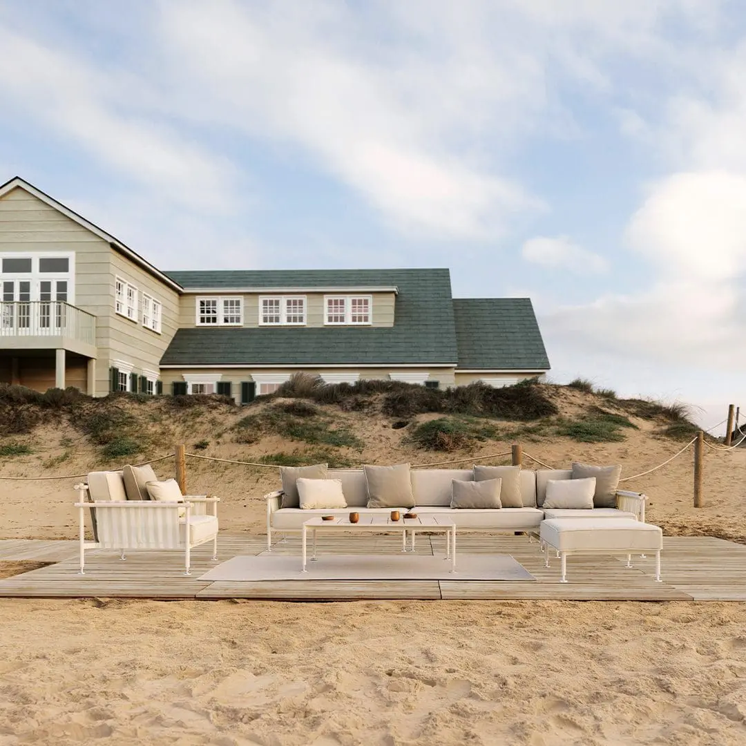 Vondom outdoor furniture collection Hamptons, by Ramón Esteve