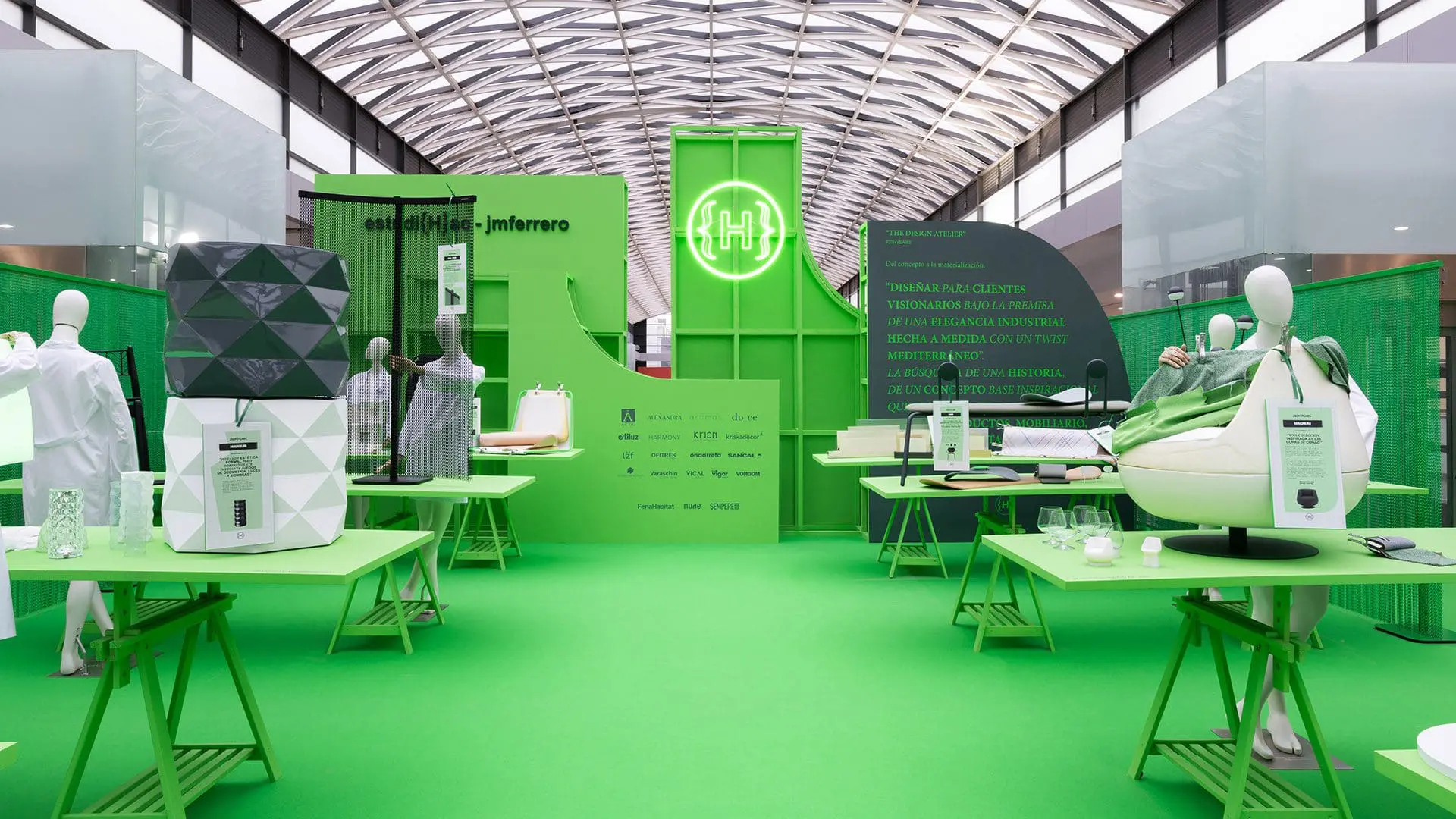 Vondom | José Manuel Ferrero celebró los 20 años de estudi{H}ac con "The Design Atelier"