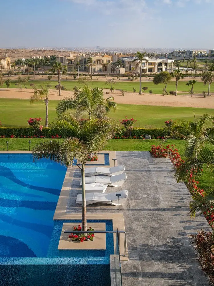 vondom-design-furniture-sunlounger-faz-allegria-villa-Hany-Saad-Inovations