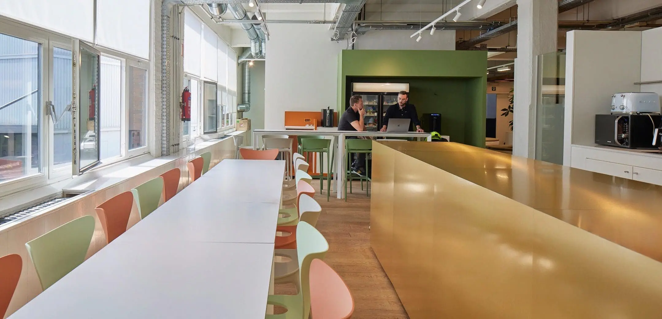 vondom-design-furniture-chair-love-taburete-africa