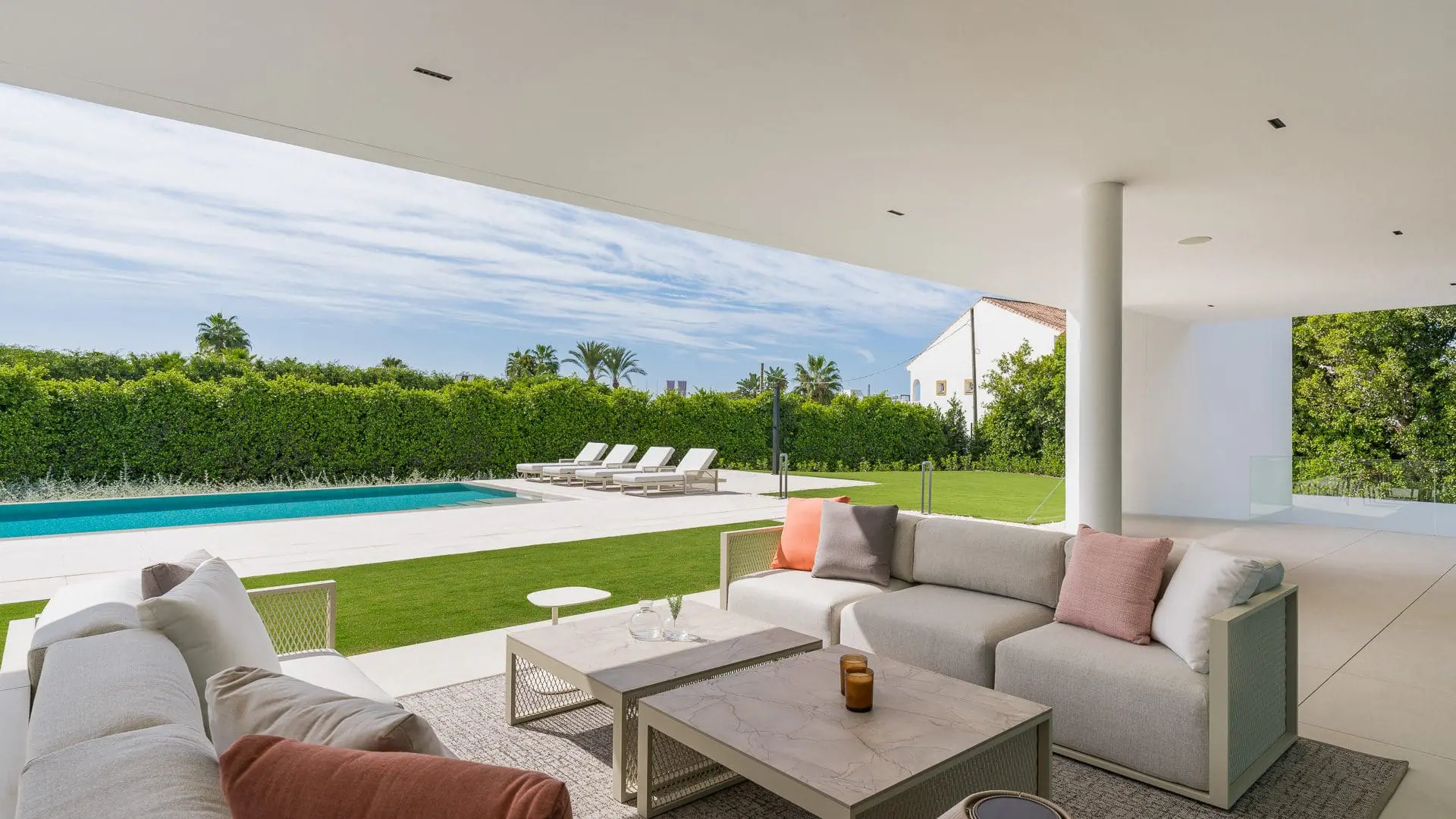 Vondom The Factory modular outdoor sofa and sun loungers, by Ramón Esteve