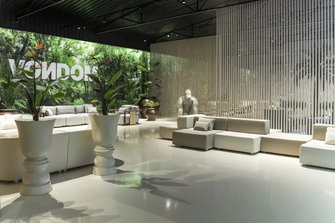 Explore our virtual showroom