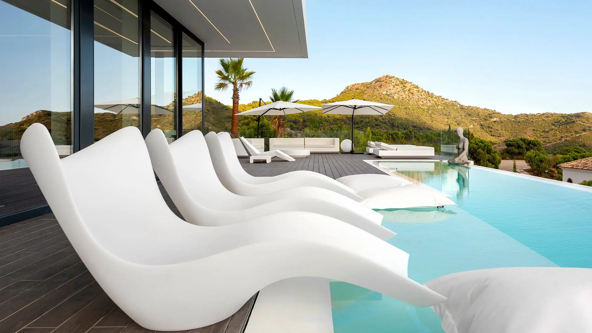 vondom-villa-cronos-muebles-de-exterior-vanguardistas-6