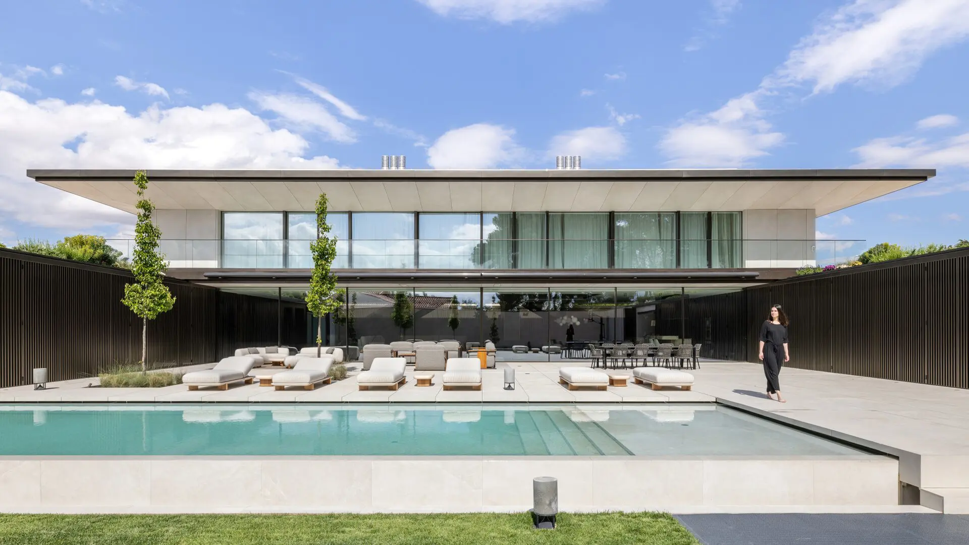 Breakaway House | Spa, Gym & Pool