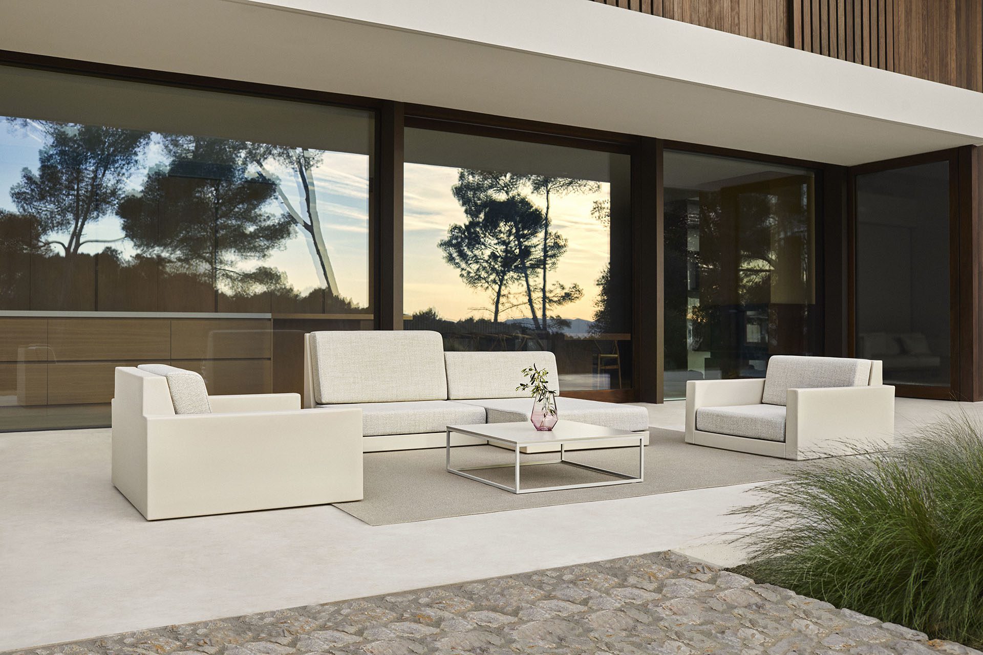 Pixel outdoor sofa collection by Vondom