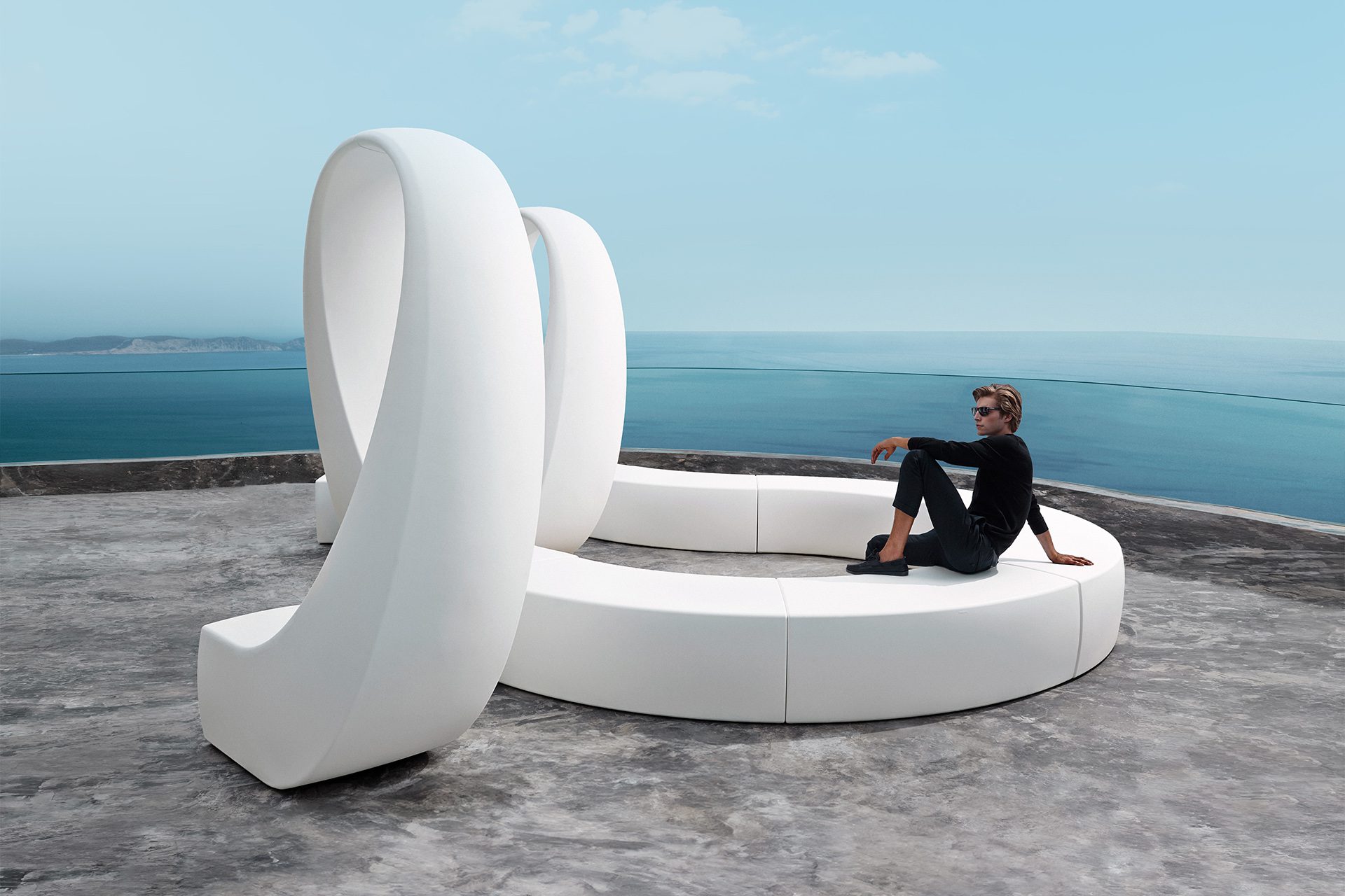 And bench design Fabio Novembre Vondom