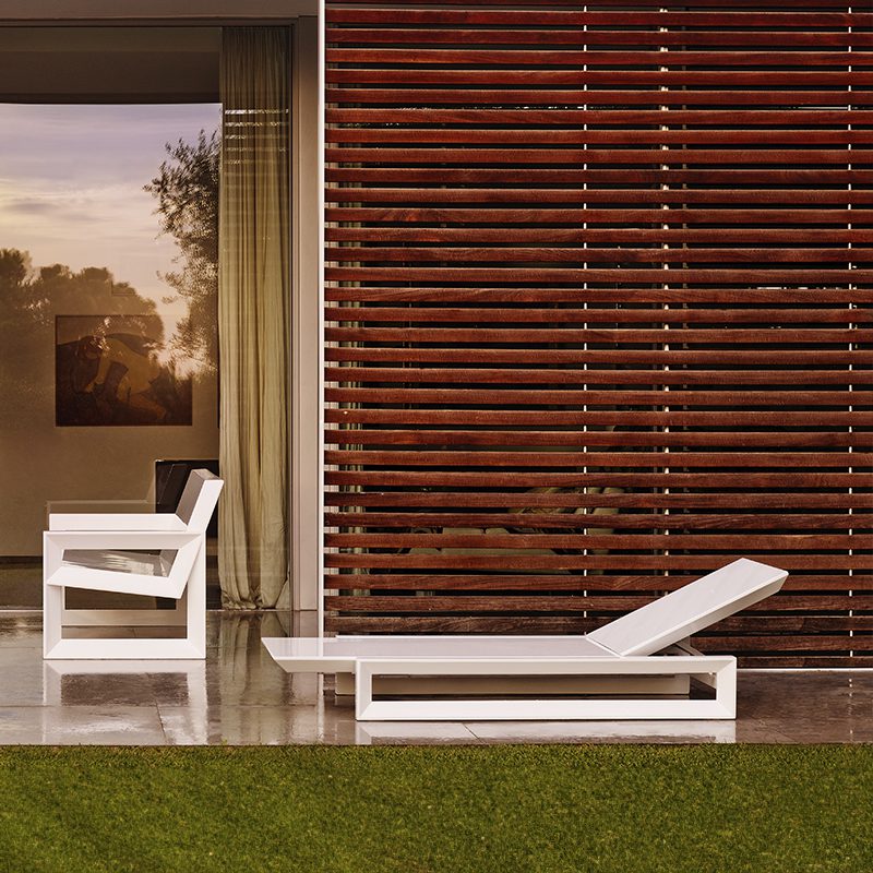 Vondom Frame sun lounger, designed by Ramón Esteve