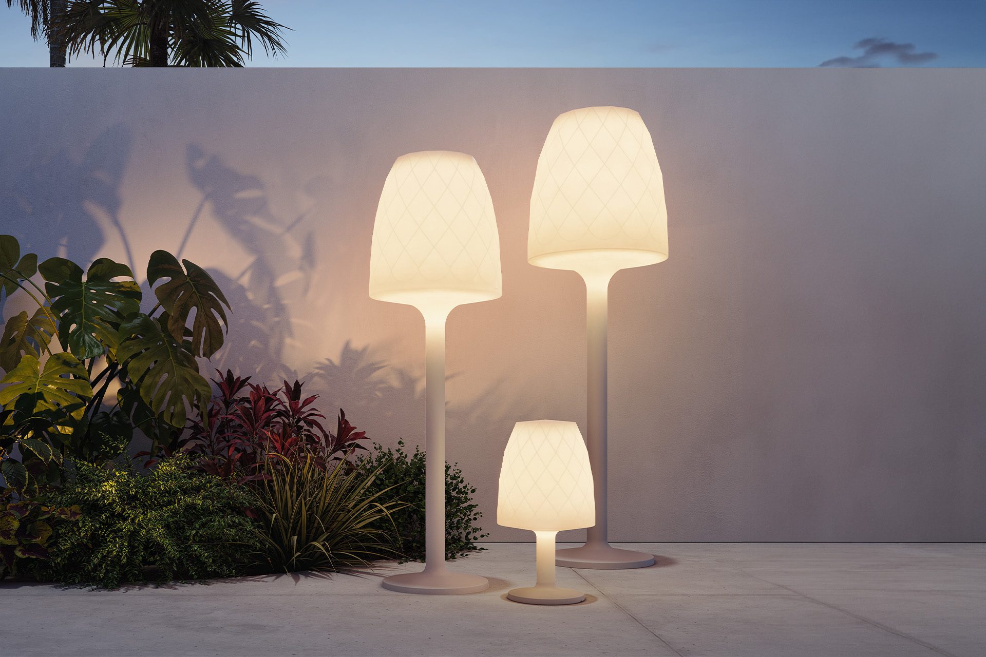 Vondom Vases designer outdoor light by estudi{H}ac