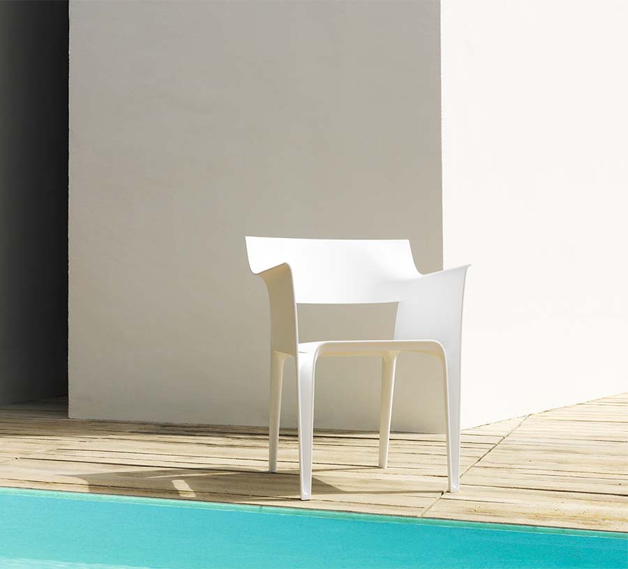 Pedrera chairs designed by Eugeni Quitllet Vondom