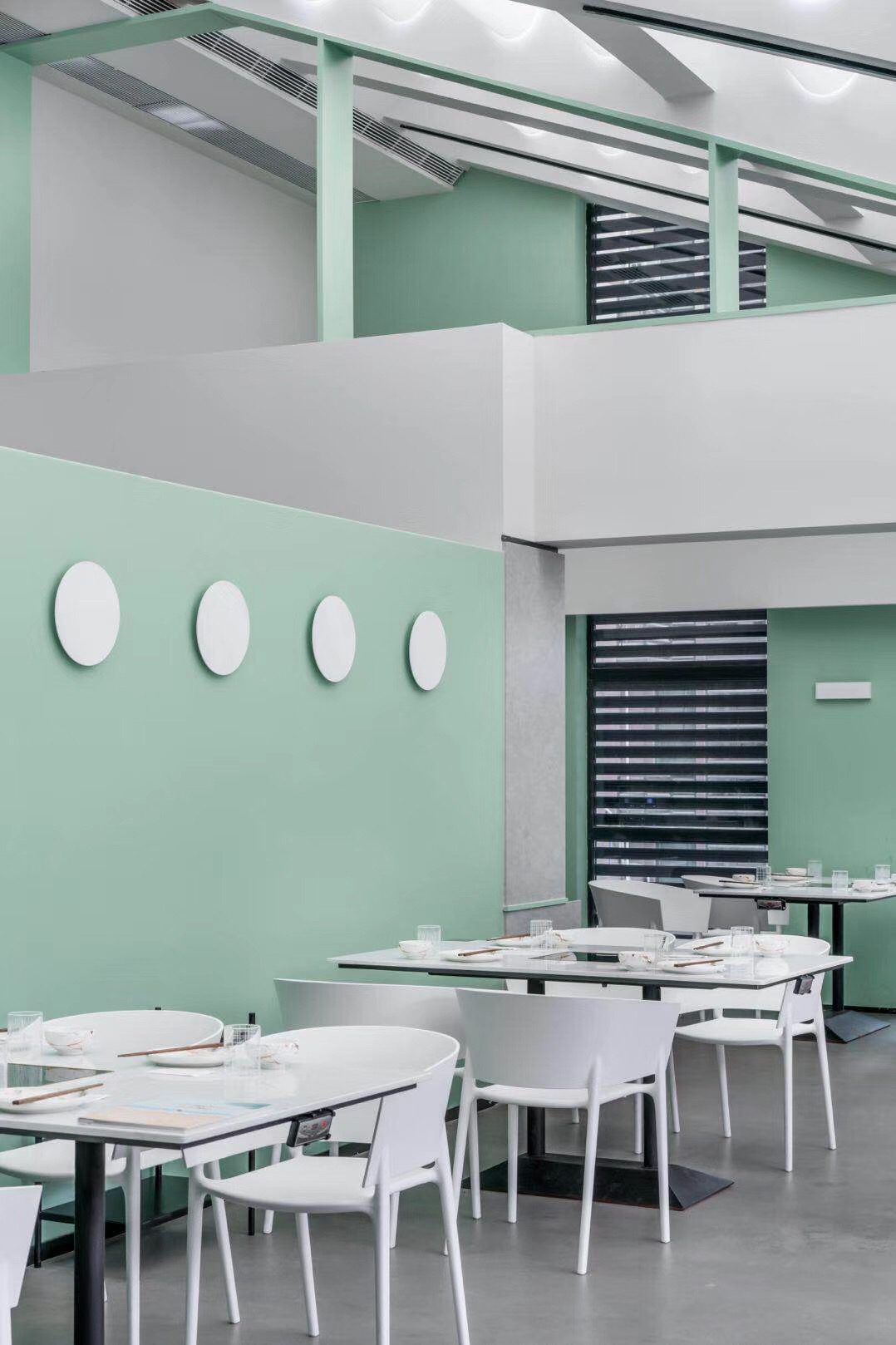 Putian A+ Family Restaurant Project | Contract Chairs | Vondom
