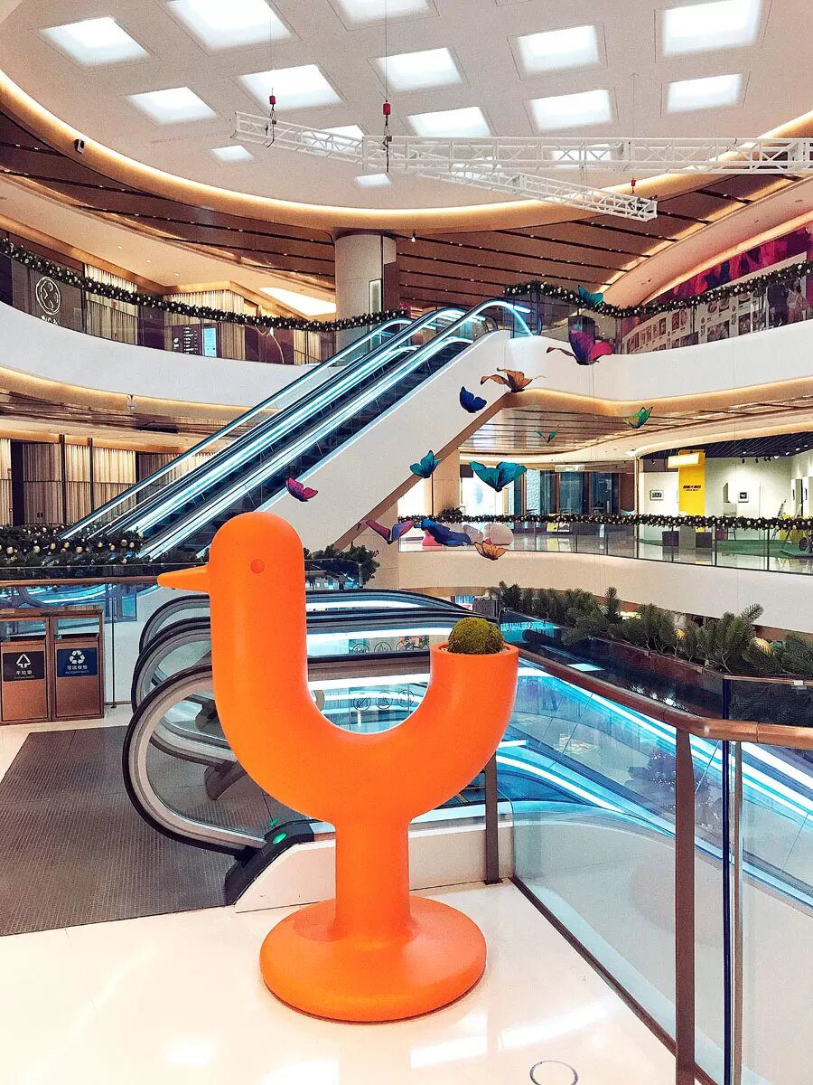 Shopping Center BFC Project | Mall Furniture | Vondom