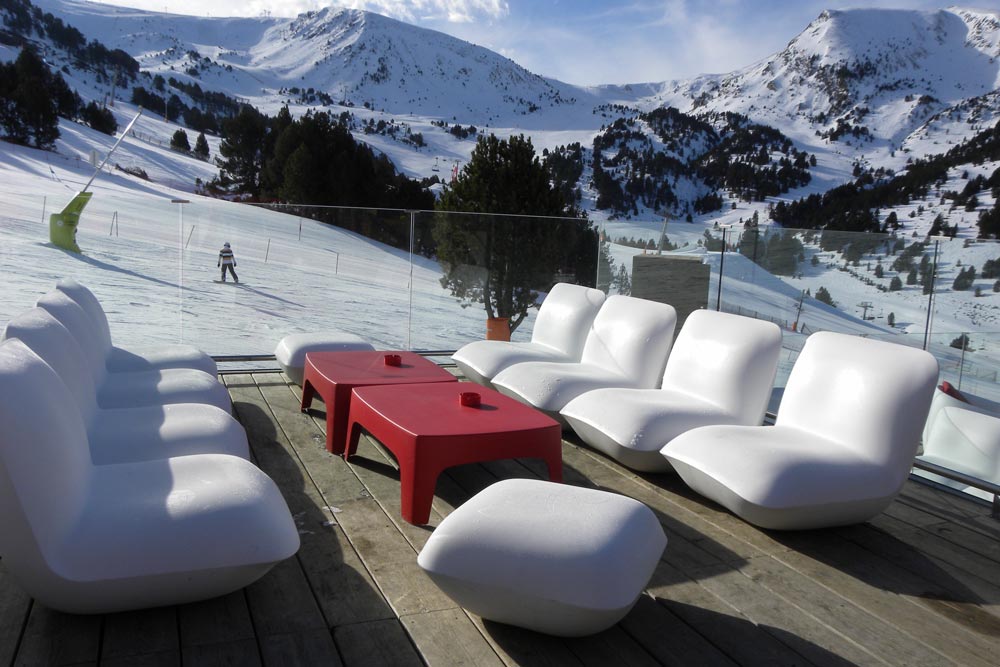 Riba Excorchada Terrace Resistant Furniture | Vondom