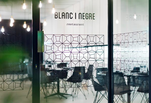 Blanc i Negre | Restaurant Design Furniture | Vondom