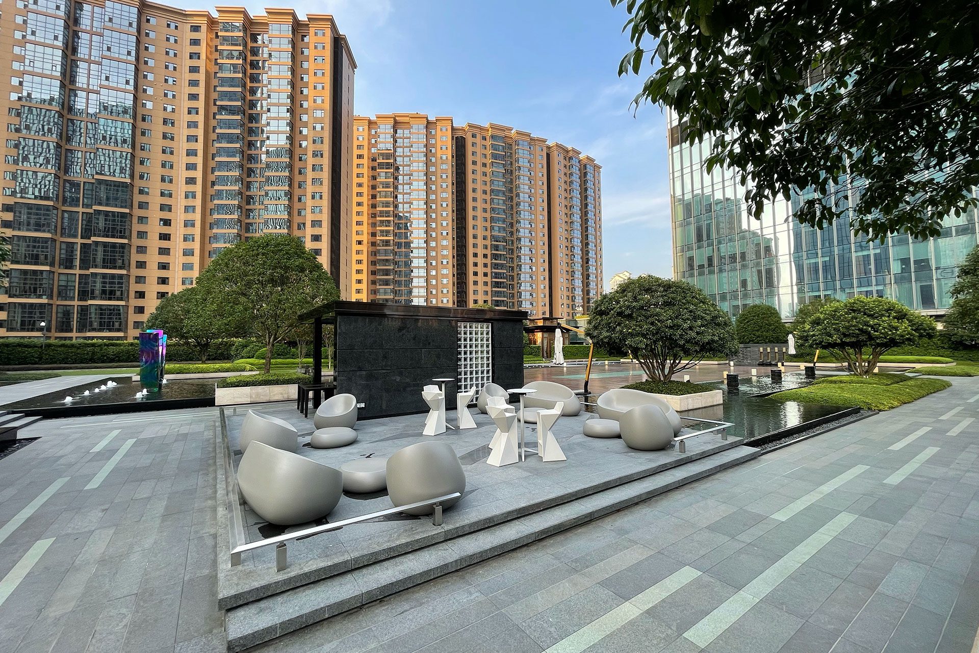 mobiliario-exterior-hotel-w-Changsha-1