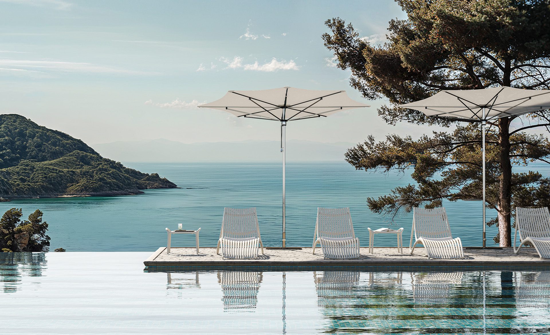 Vondom Ibiza sun lounger, designed by Eugeni Quitllet