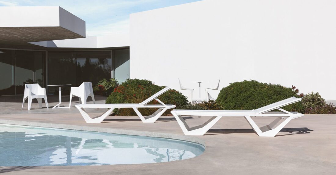 Injection-moulded sun loungers: reinventing outdoor relaxation