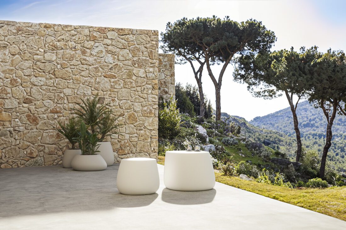 Stone, the organic evolution of an icon