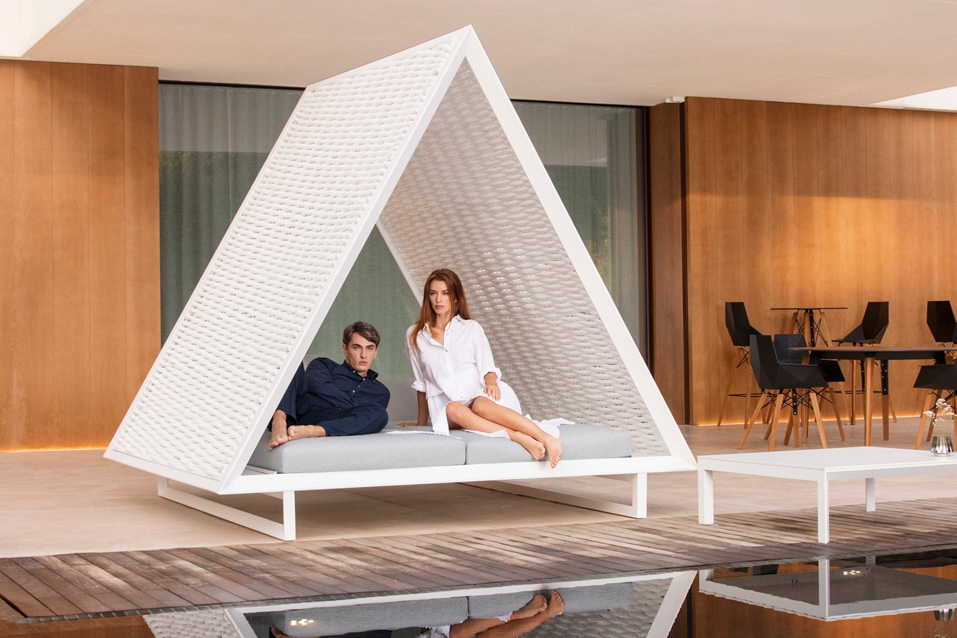 Vineyard Collection design daybed by Vondom