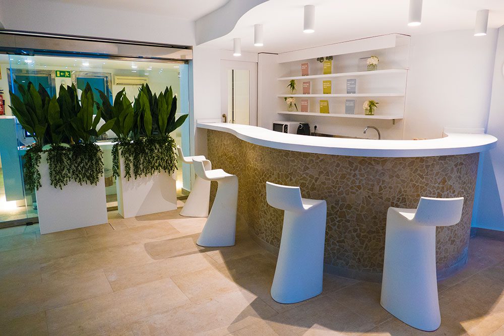 Oliva Nova Beach & Golf Resort Furniture Project | Vondom